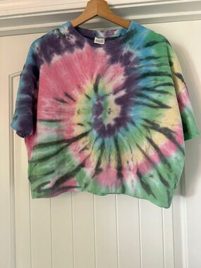 Tie-Dye Short Sleeve Pullover - Pink, Green, Blue